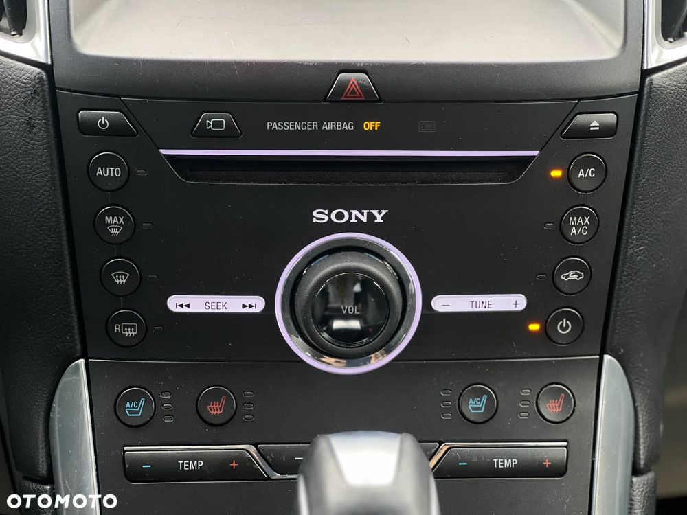 Ford Edge - 19