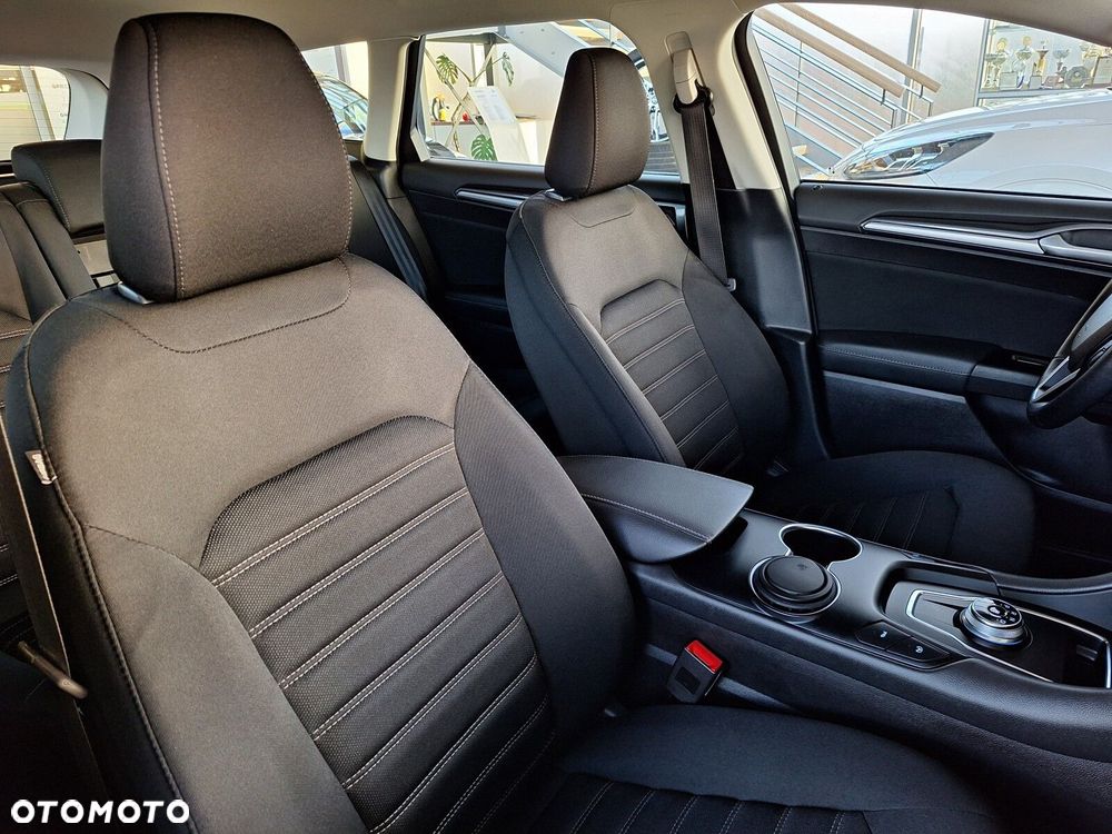 Ford Mondeo 2.0 EcoBlue Trend - 22