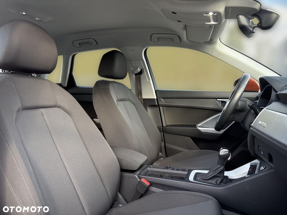 Audi Q3 35 TFSI S tronic - 27