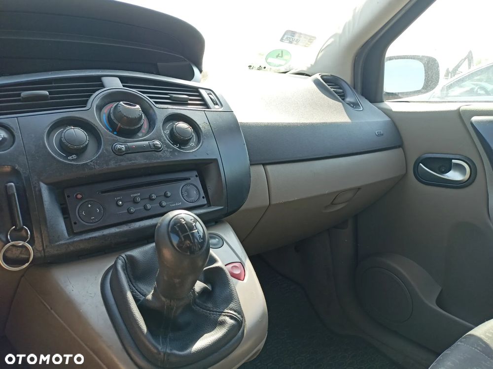 Renault Scenic - 7