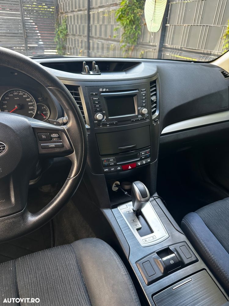 Subaru Legacy - 16
