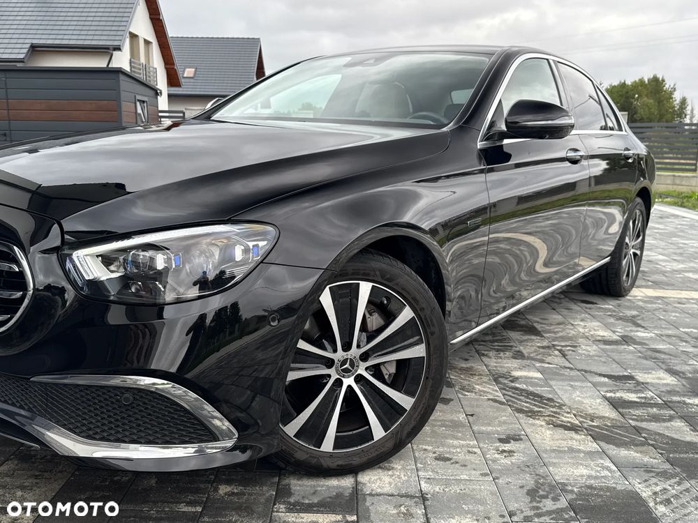 Mercedes-Benz Klasa E 300 Exclusive - 5
