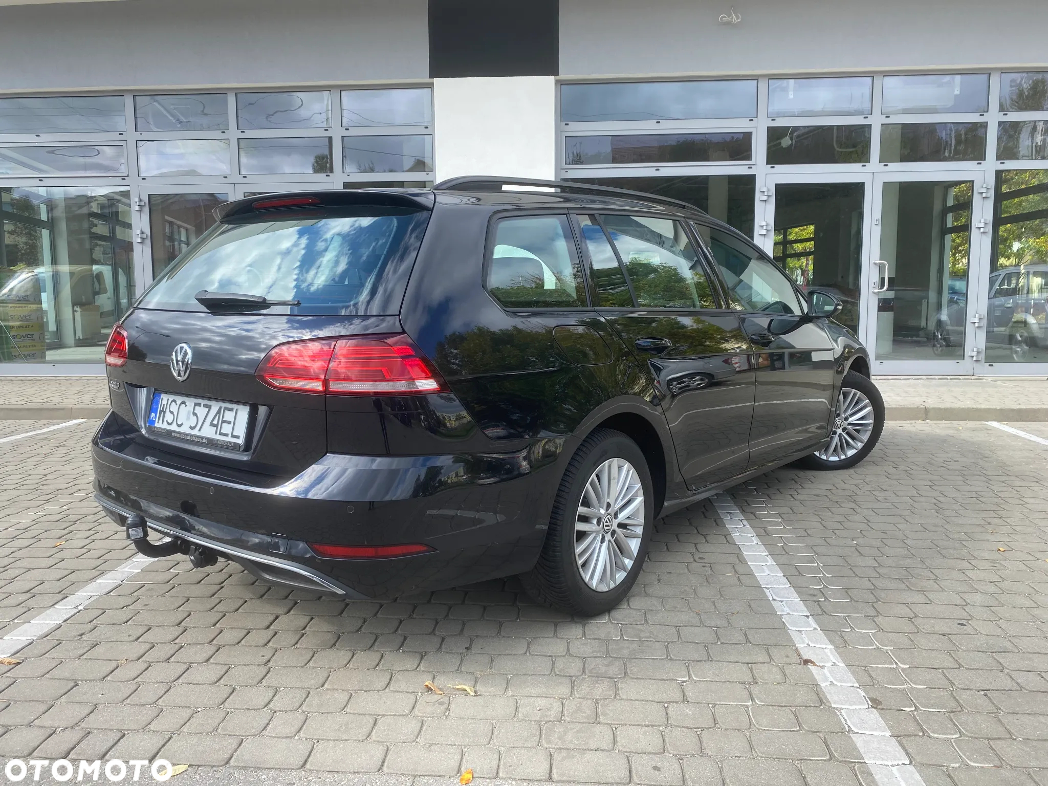 Volkswagen Golf 2.0 BlueTDI Comfortline - 6
