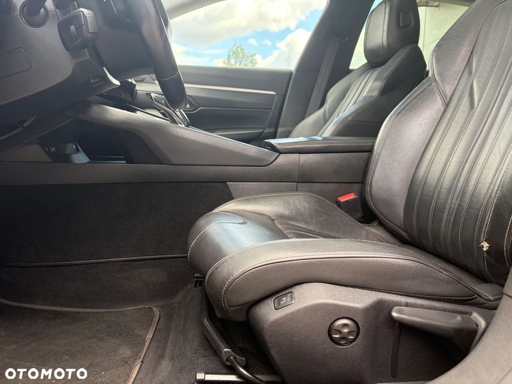 Peugeot 508 BlueHDi 130 EAT8 Allure - 29