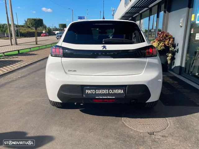 Peugeot 208 1.2 PureTech Allure - 8