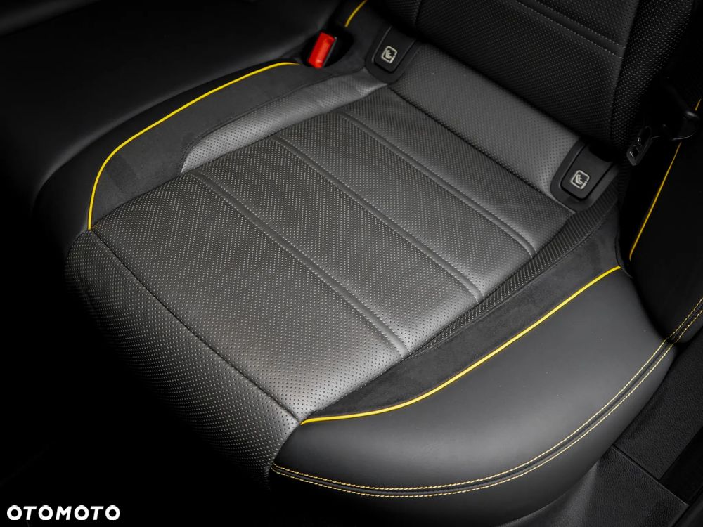 Mercedes-Benz Klasa E AMG 63 S 4Matic+ AMG Speedshift MCT-9G Final Edition - 37