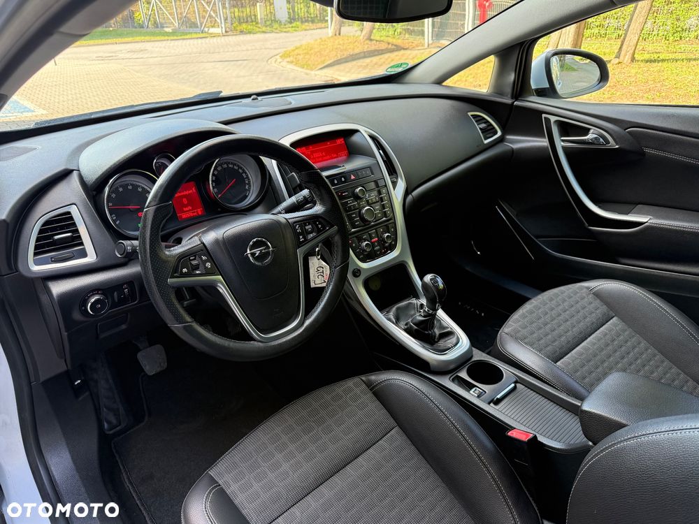 Opel Astra 1.4 Turbo Innovation - 8