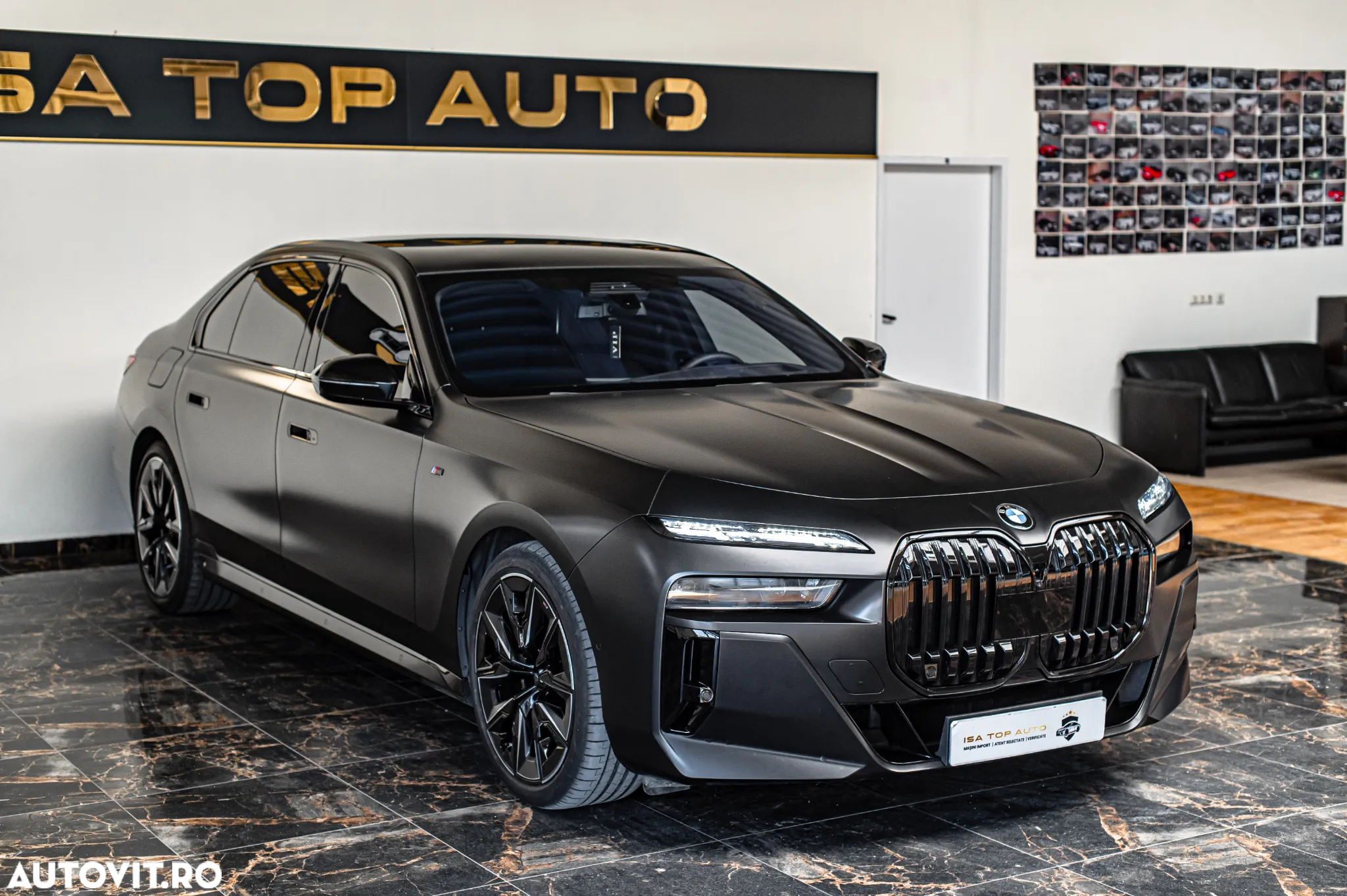 BMW Seria 7 740d xDrive MHEV - 26
