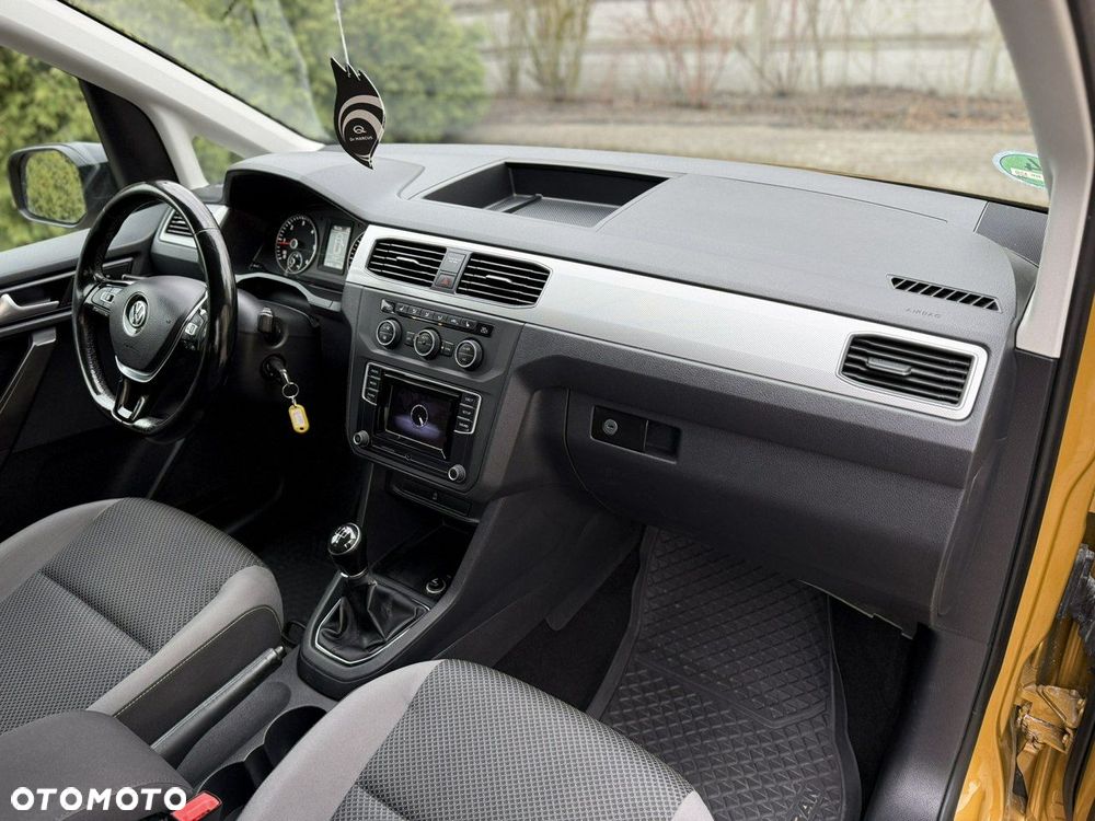 Volkswagen Caddy - 32