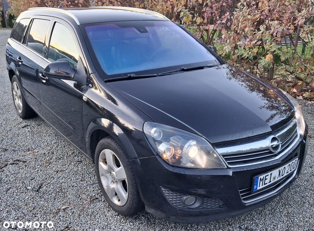 Opel Astra 1.7 CDTI Caravan DPF Innovation 110 Jahre - 3