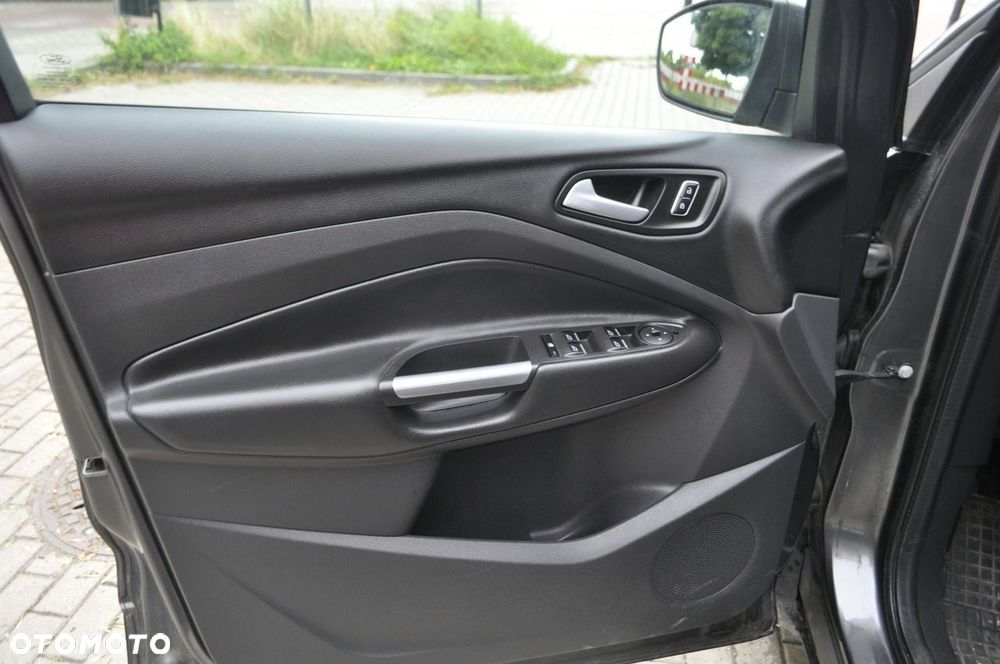 Ford Kuga - 7
