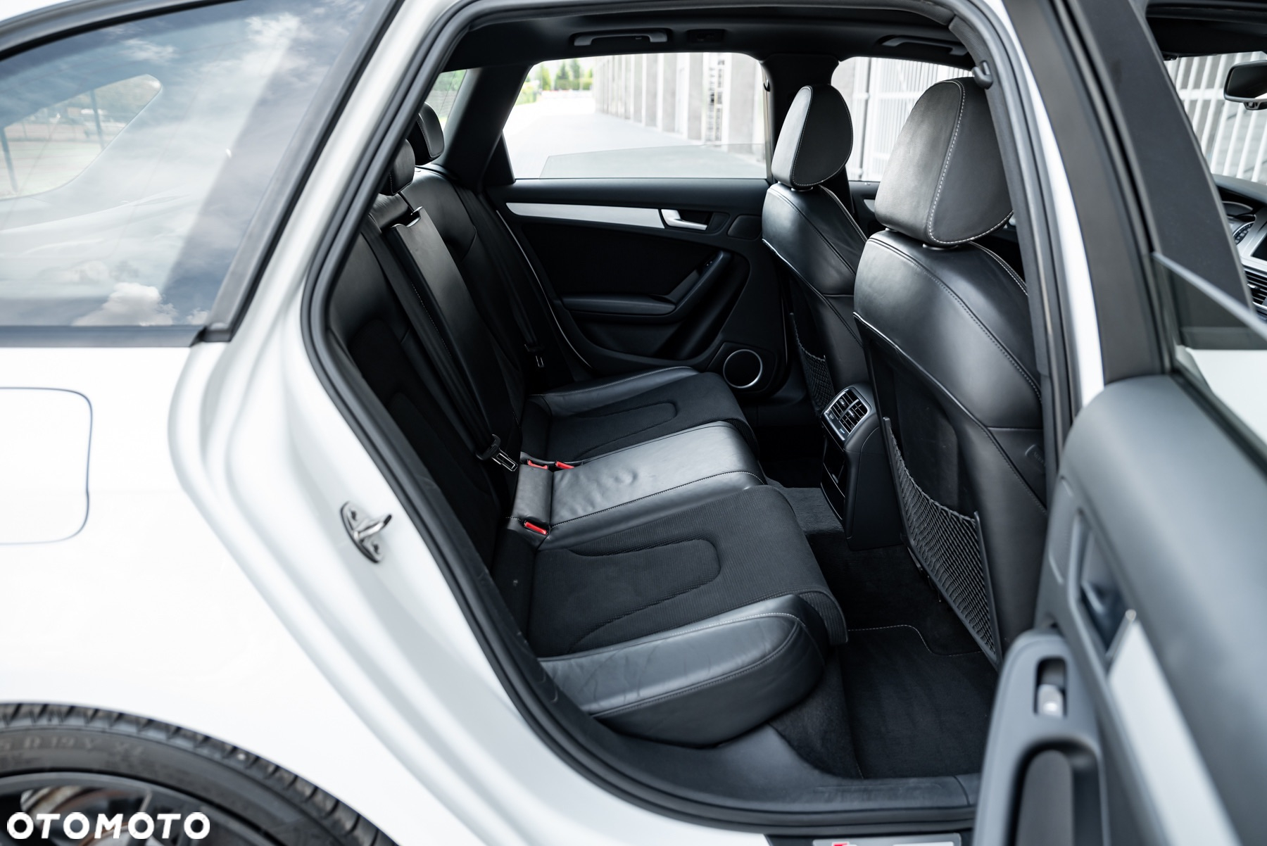 Audi A4 Avant 2.0 TFSI quattro S line Sportpaket - 30