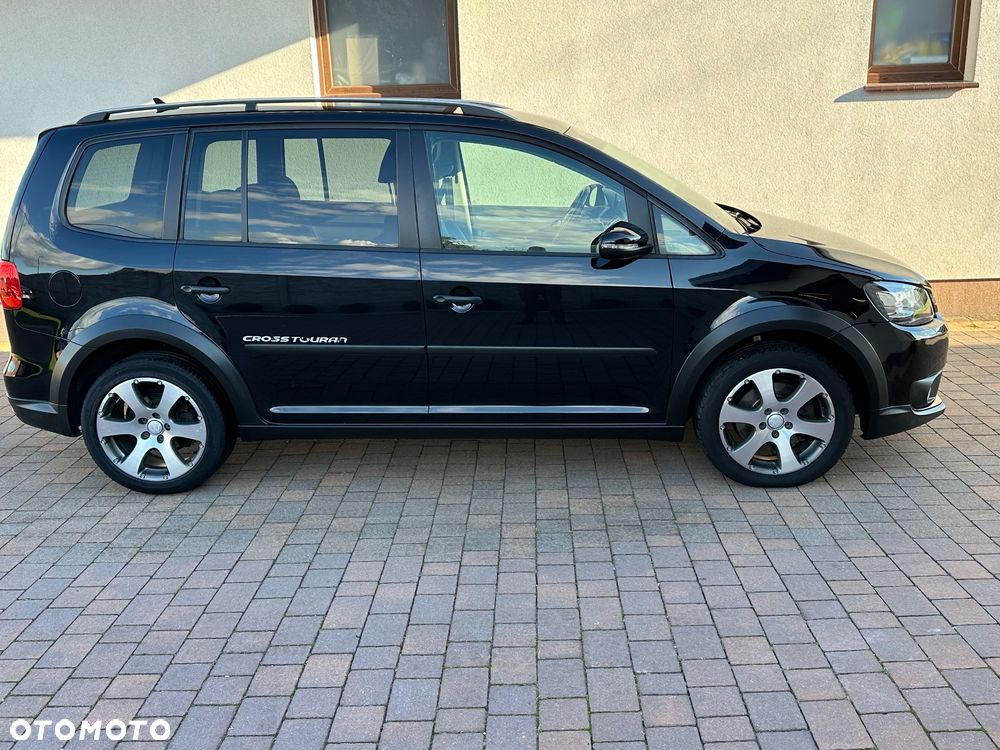 Volkswagen Touran 2.0 TDI DPF Cross - 5