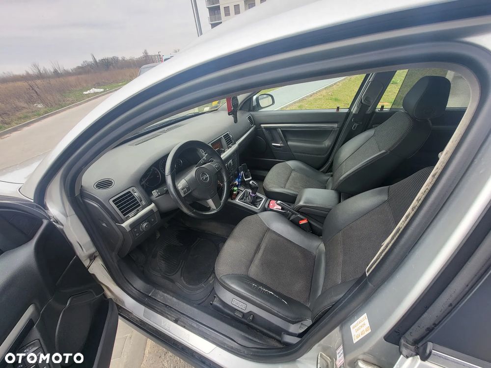 Opel Vectra 1.9 CDTI Cosmo - 5