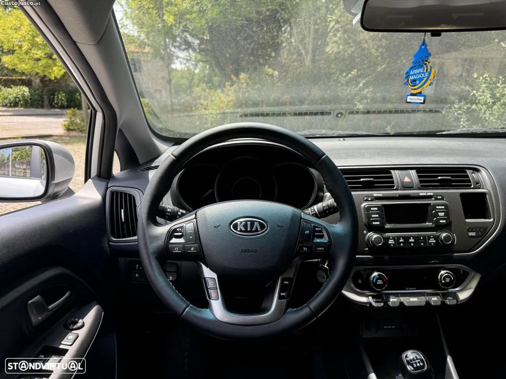 Kia Rio 1.1 CRDi TX AC+VE - 4