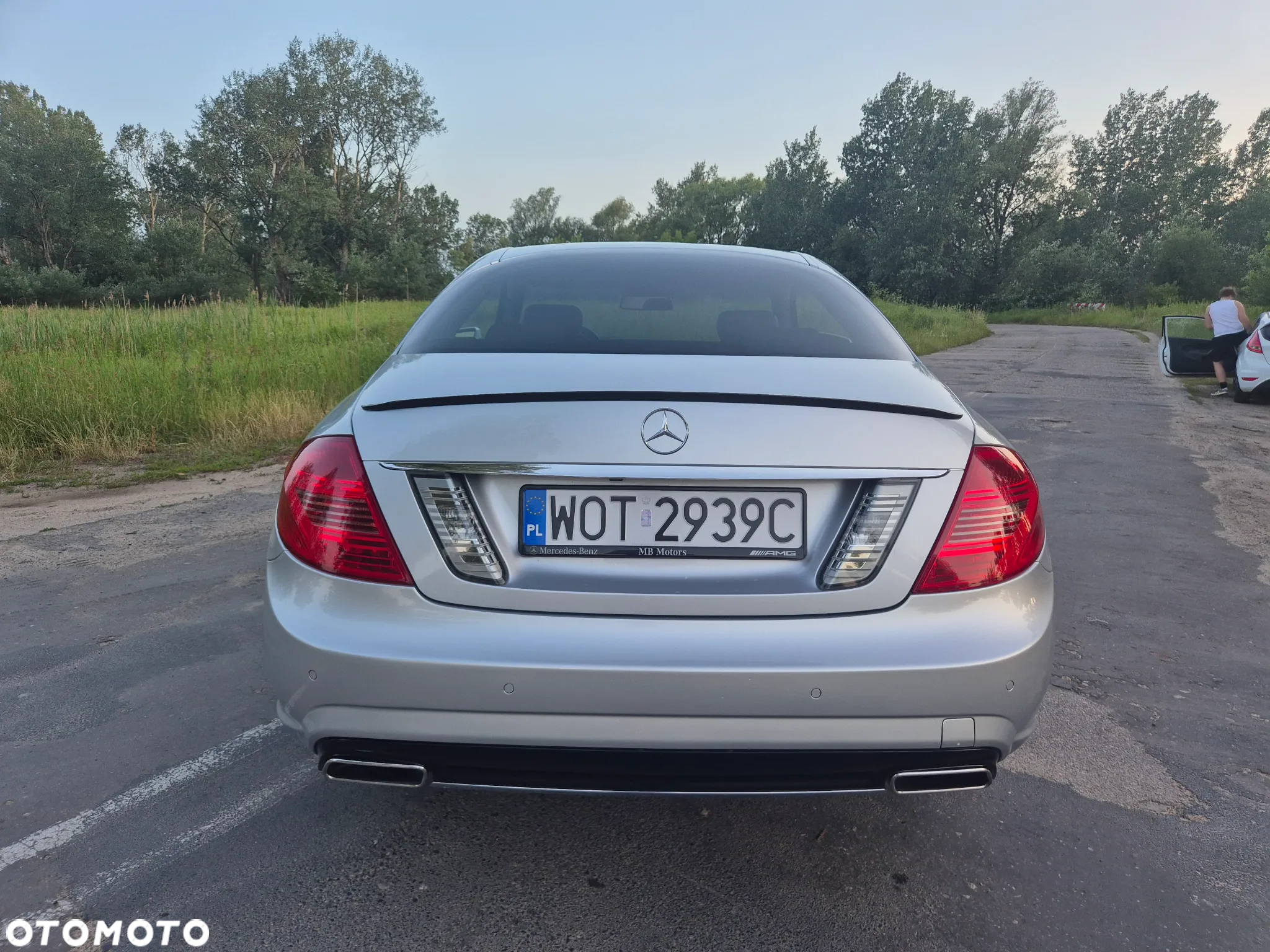 Mercedes-Benz CL 500 4Matic (BlueEFFICIENCY) 7G-TRONIC - 6