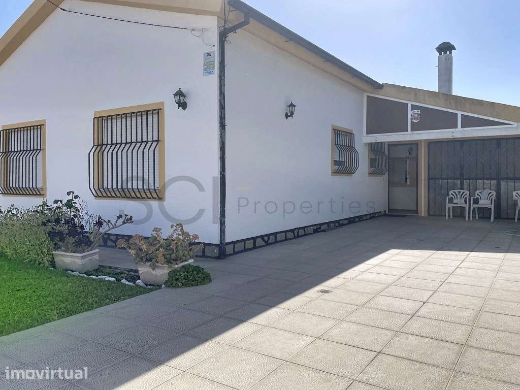 Moradia IsoladaT3 Térrea c/ Garagem em Belverde - Grande imagem: 3/21