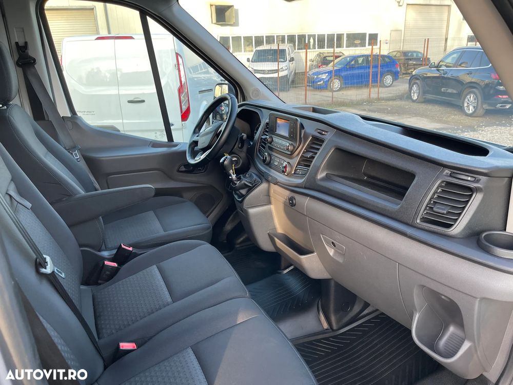 Ford Transit - 8