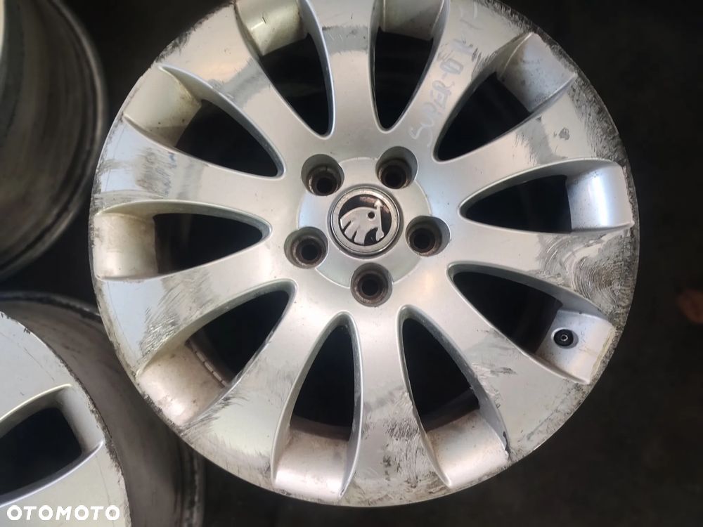 SKODA SUPERB II FELGA ALUMINIOWA 17'' 5X112 - 9