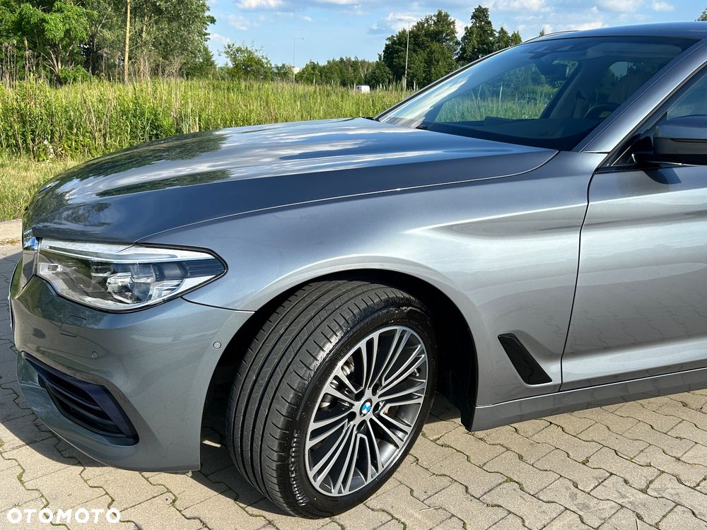 BMW Seria 5 530i xDrive Sport Line sport - 6