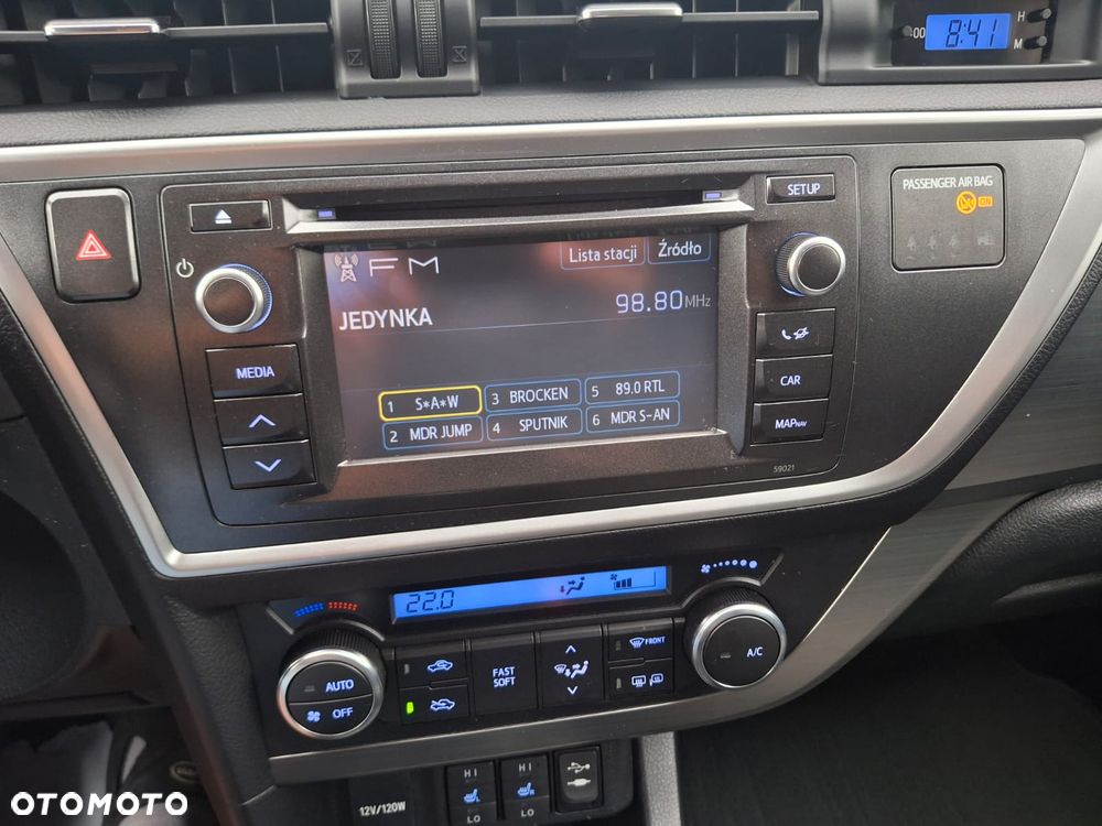 Toyota Auris 1.6 Valvematic Executive - 15