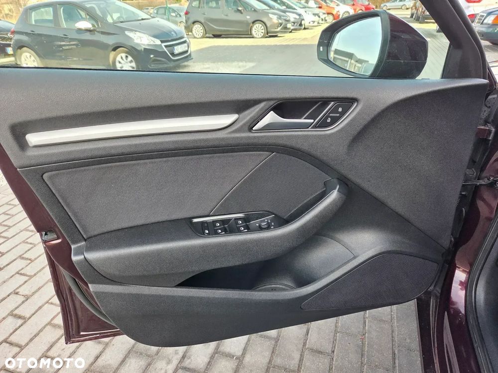 Audi A3 Sportback 2.0 TDI (clean diesel) Attraction - 33
