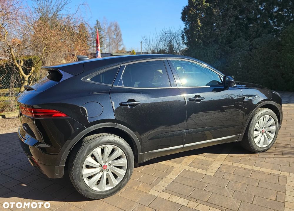 Jaguar E-Pace P250 AWD SE - 12