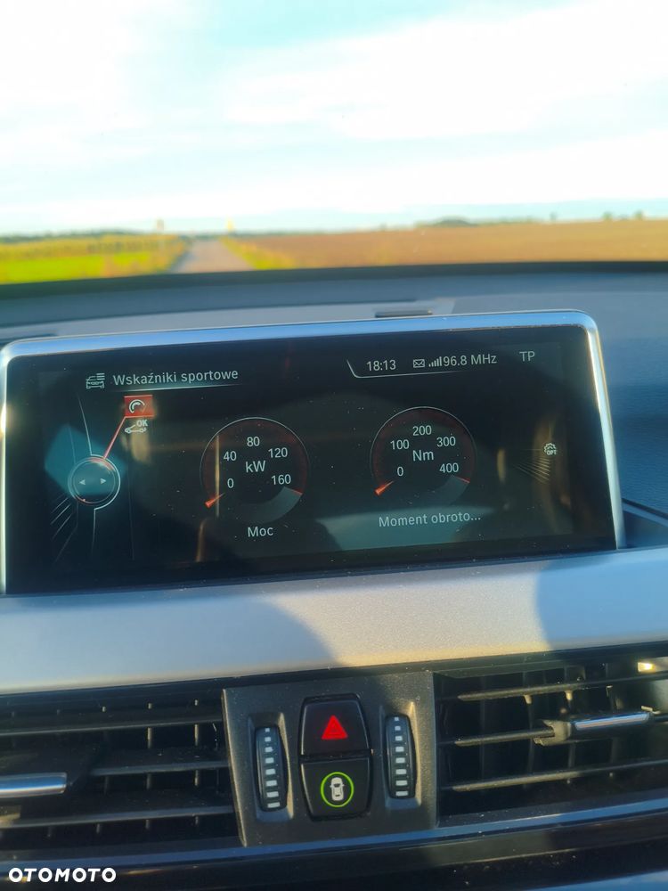 BMW X1 sDrive18d Sport Line - 33