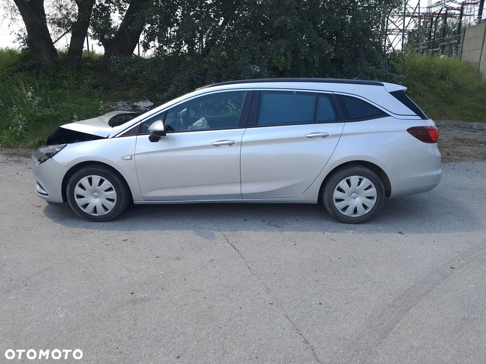 Opel Astra - 1
