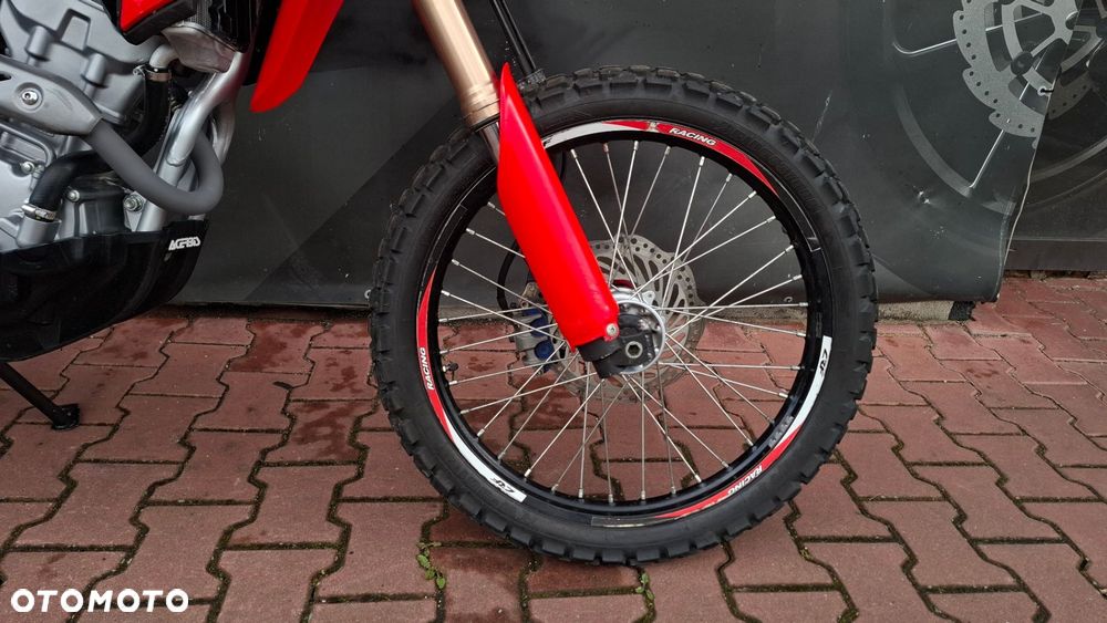 Honda CRF - 19