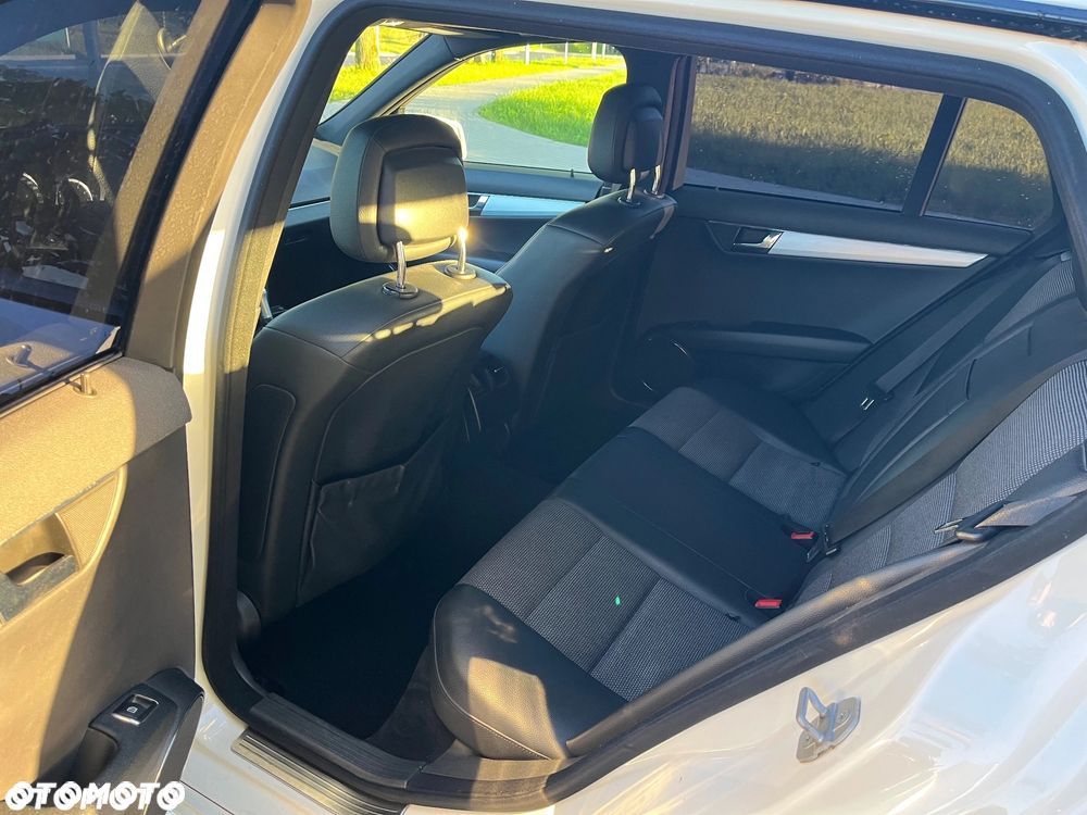 Mercedes-Benz Klasa C 200 Kompressor Automatik Avantgarde - 16