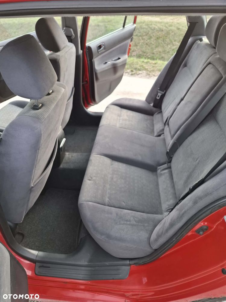 Mitsubishi Lancer 1.6 Intense - 35