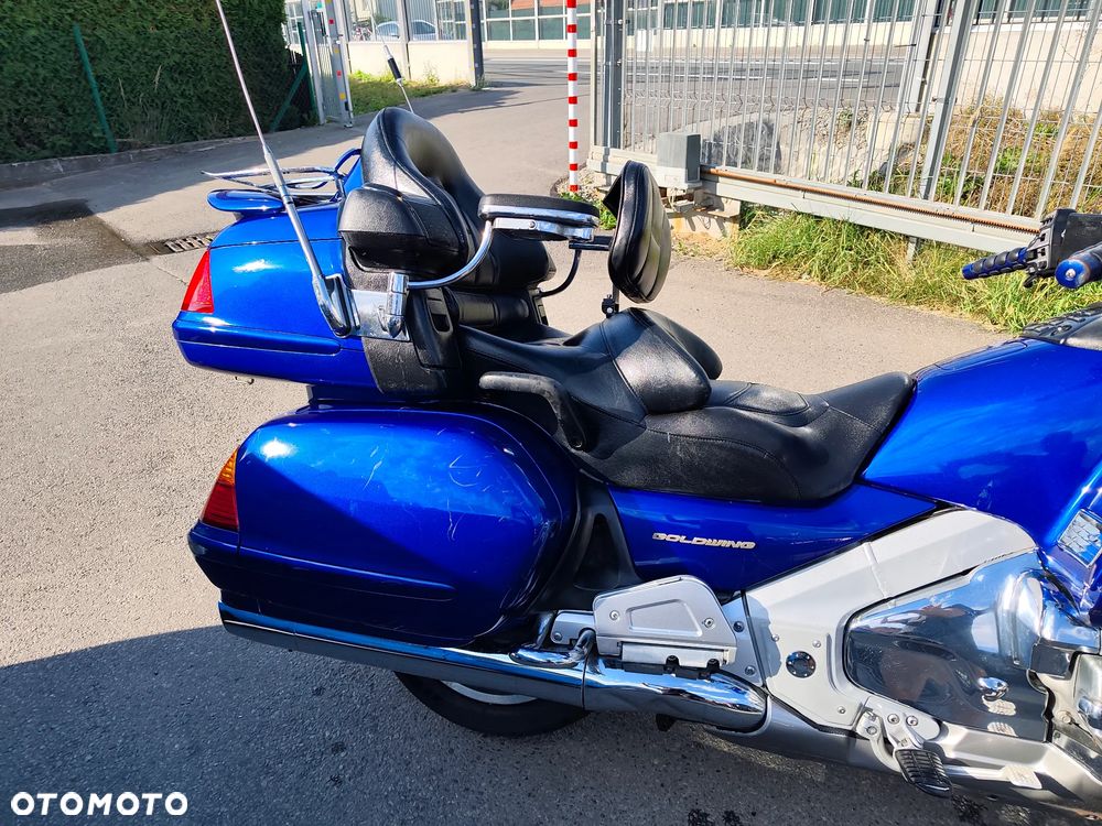 Honda GL - 32