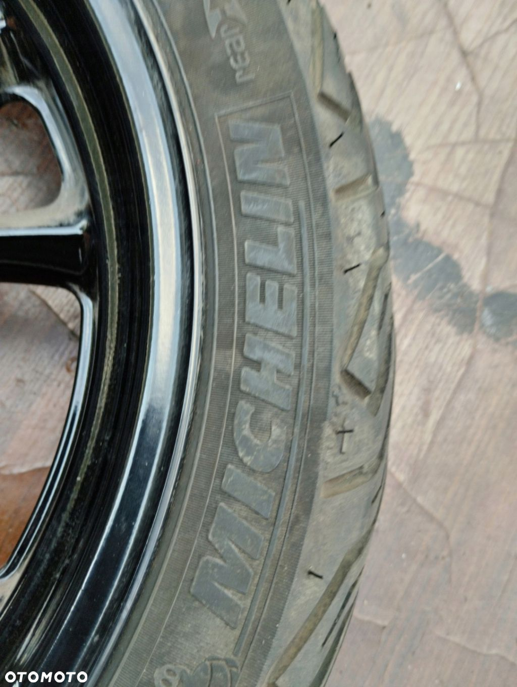 KYMCO GTI 300 felga kolo tyl 130/70/16 - 3