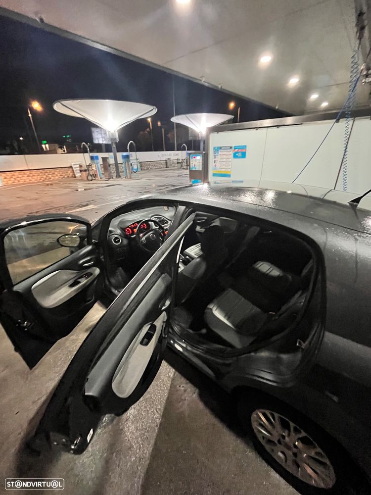 Fiat Punto Evo 1.3 M-Jet Dynamic Style - 10