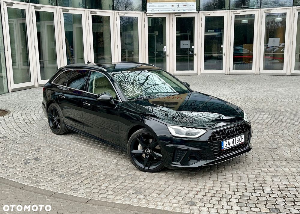 Audi A4 Avant 40 TFSI quattro S tronic S line - 4