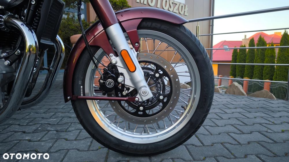 Royal Enfield Classic - 37