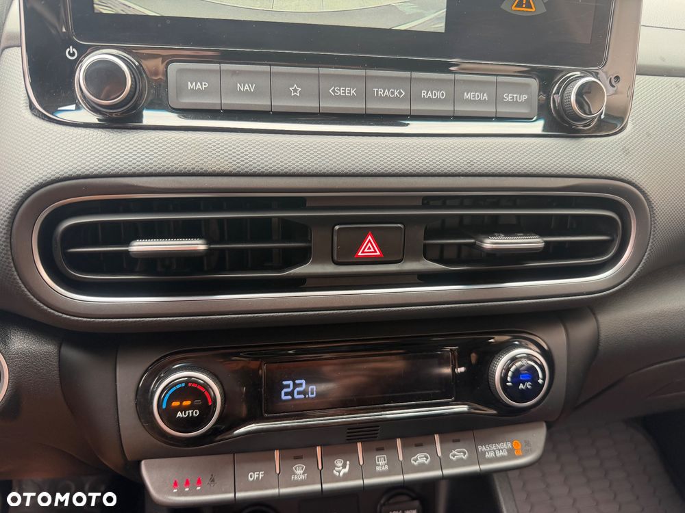 Hyundai Kona 1.6 CRDi 48V-Hybrid Trend - 33