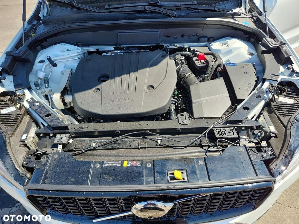 Volvo XC 60 B5 B AWD Plus Bright - 11