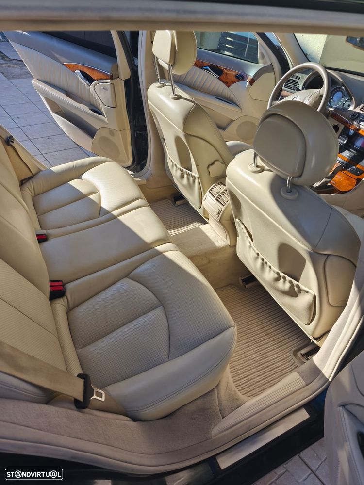 Mercedes-Benz E 270 - 11