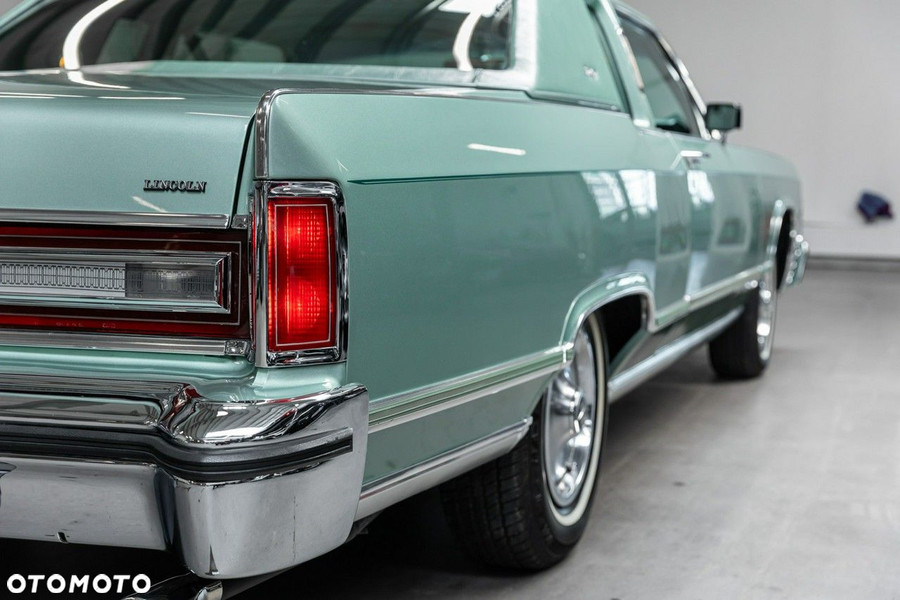 Lincoln Continental - 20