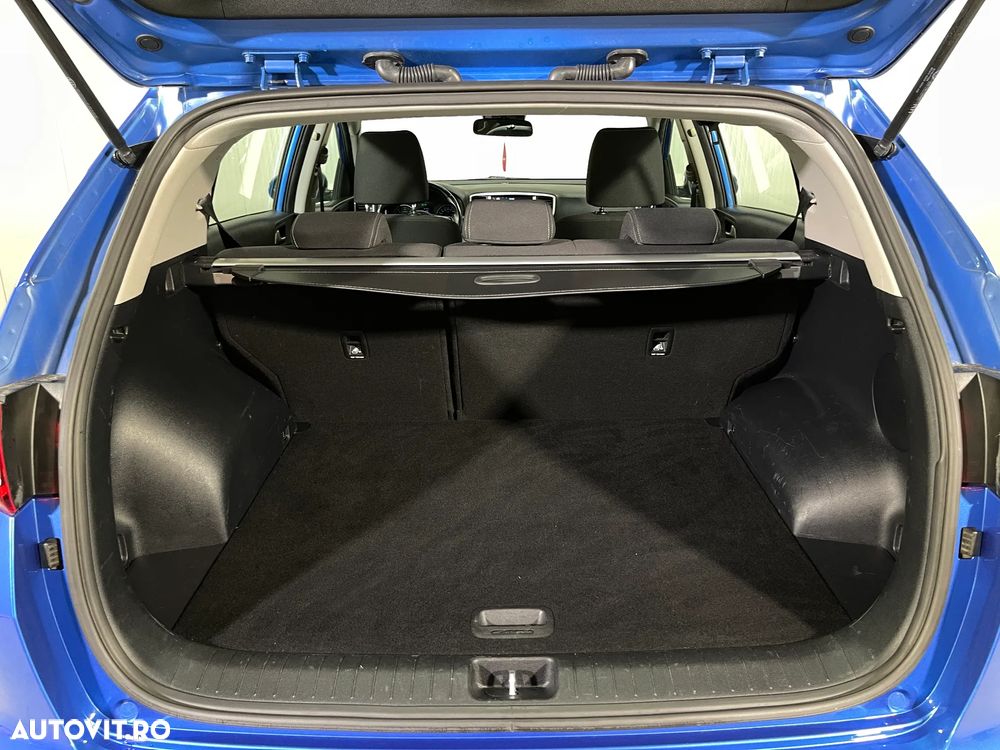 Kia Sportage 1.6 CRDI 2WD Eco-Dynamics+ (48V M-H) DCT Spirit - 13