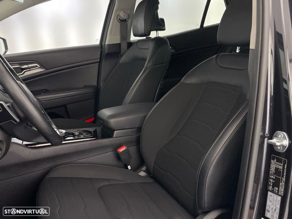 Kia Sportage 1.6 T-GDi PHEV Tech+SRF - 19