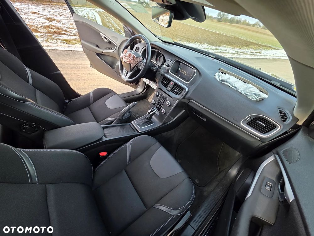 Volvo V40 D2 Geartronic Linje Svart - 12