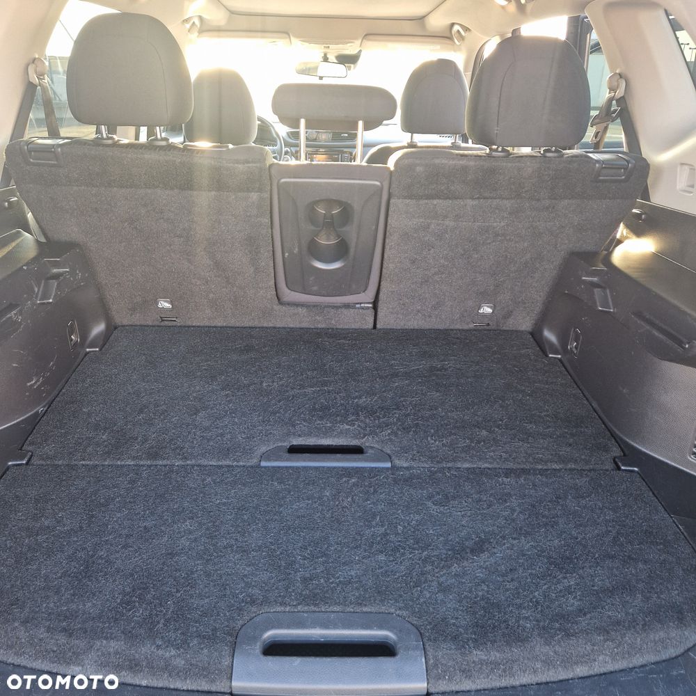 Nissan Rogue - 10