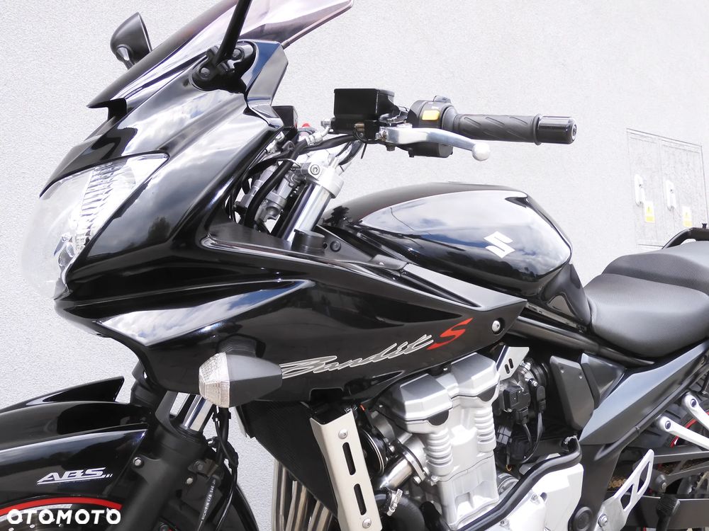 Suzuki Bandit - 20