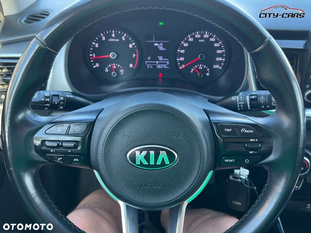 Kia Stonic - 15
