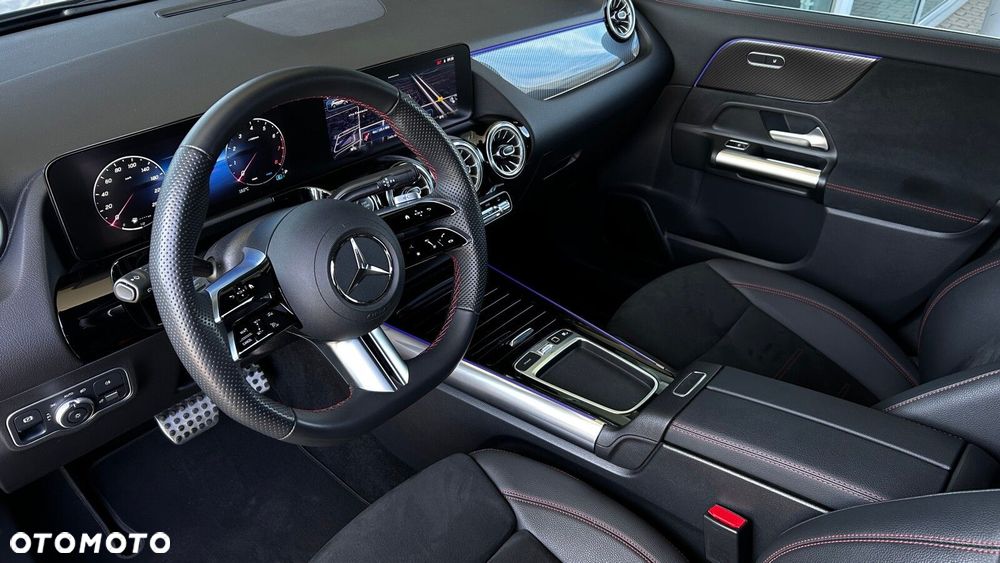 Mercedes-Benz GLA 200 AMG Line - 11