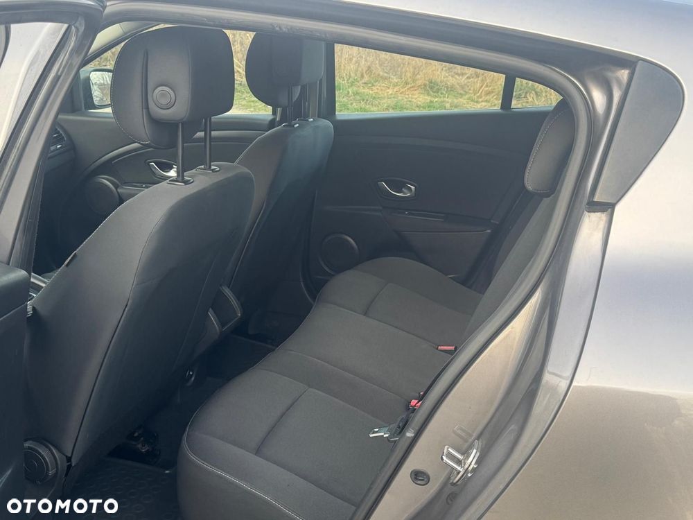 Renault Megane 1.6 16V Generation - 15