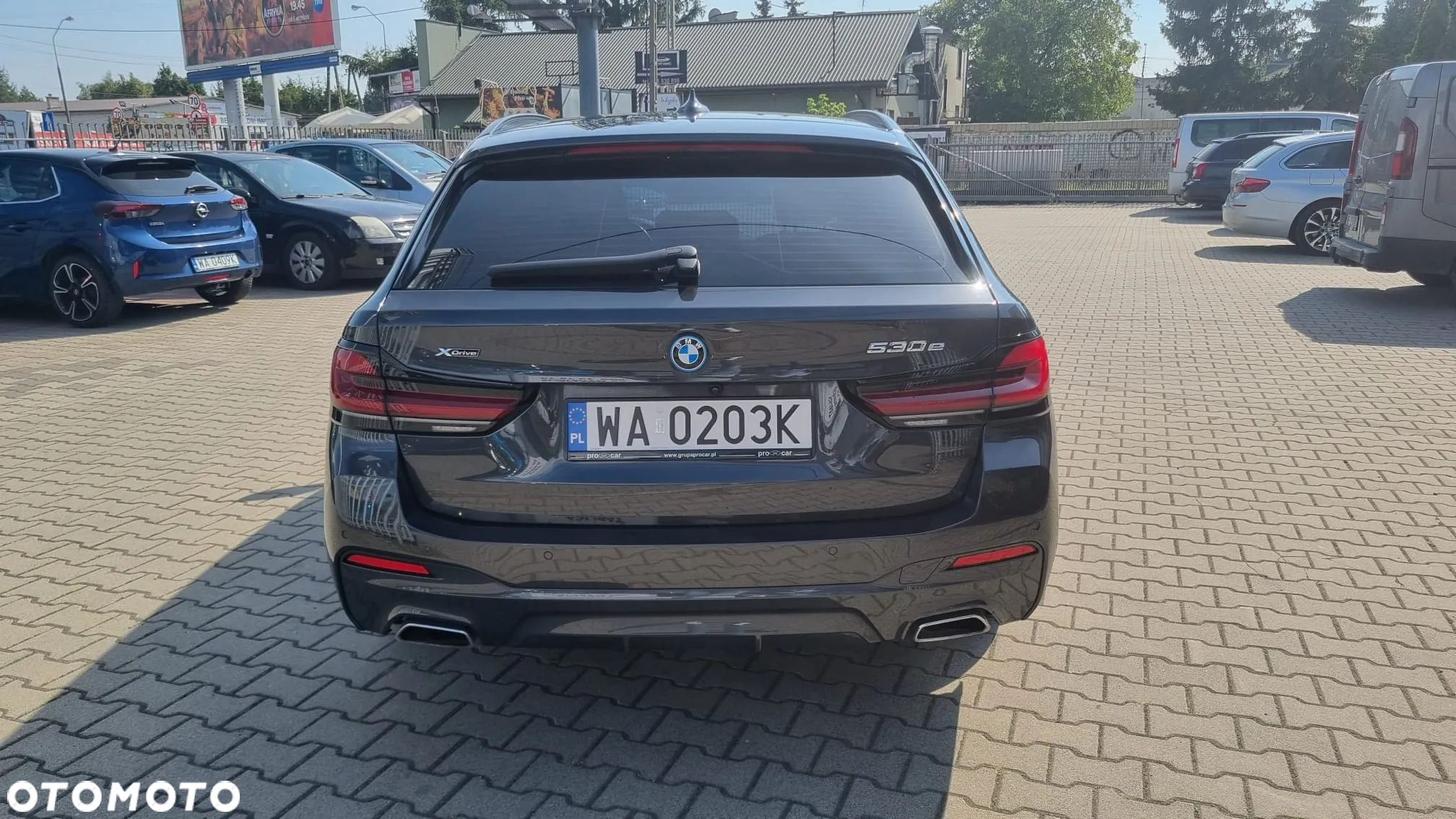 BMW Seria 5 530e xDrive M Sport sport - 4